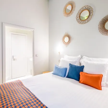 1er Etage Sopi-montmartre 3* Paris