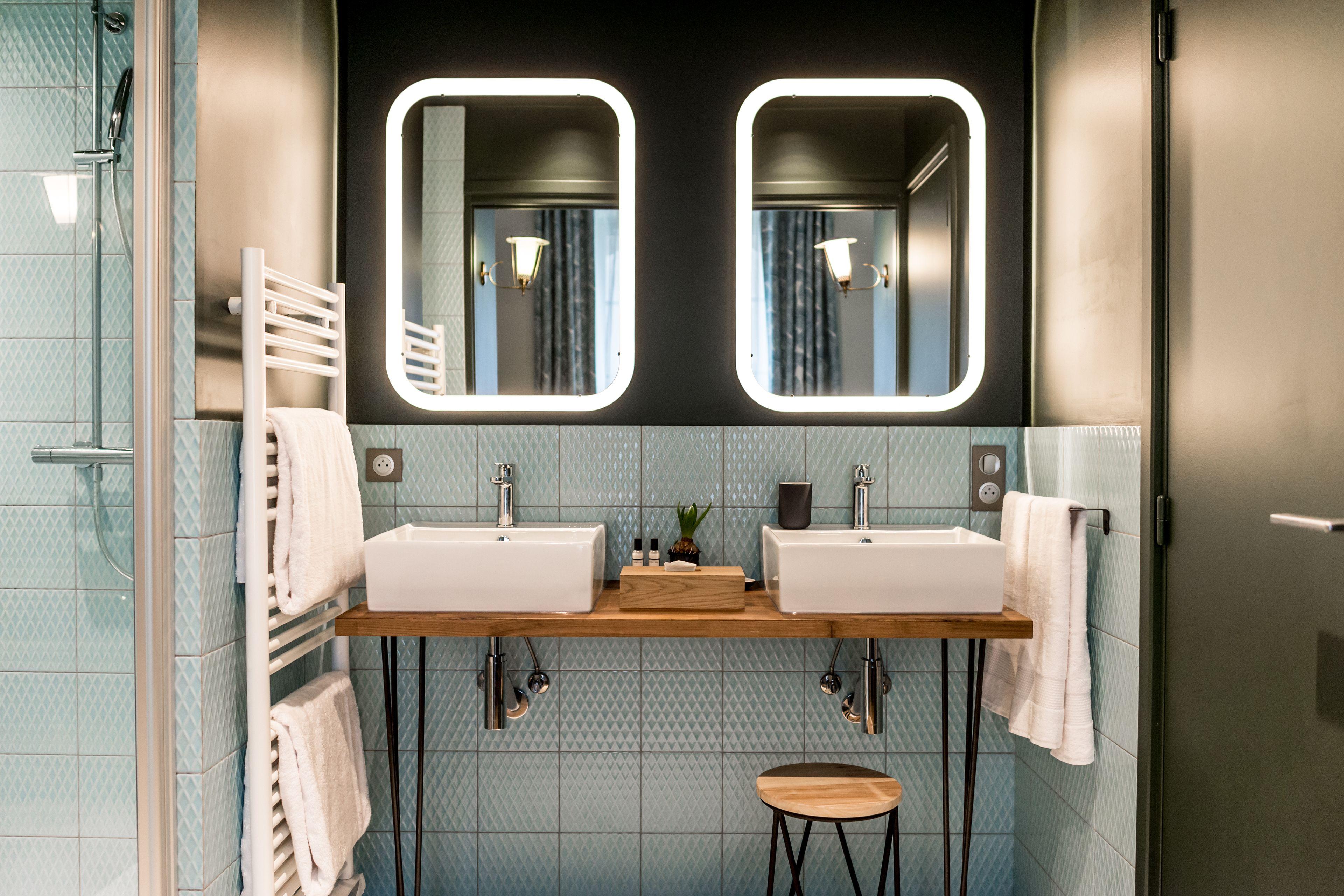 Hotel 1er Etage Sopi-montmartre 3*